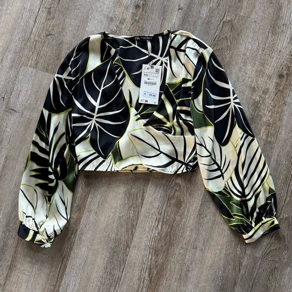 Zara Tops - Zara Tropical Print Wrap Crop Blouse